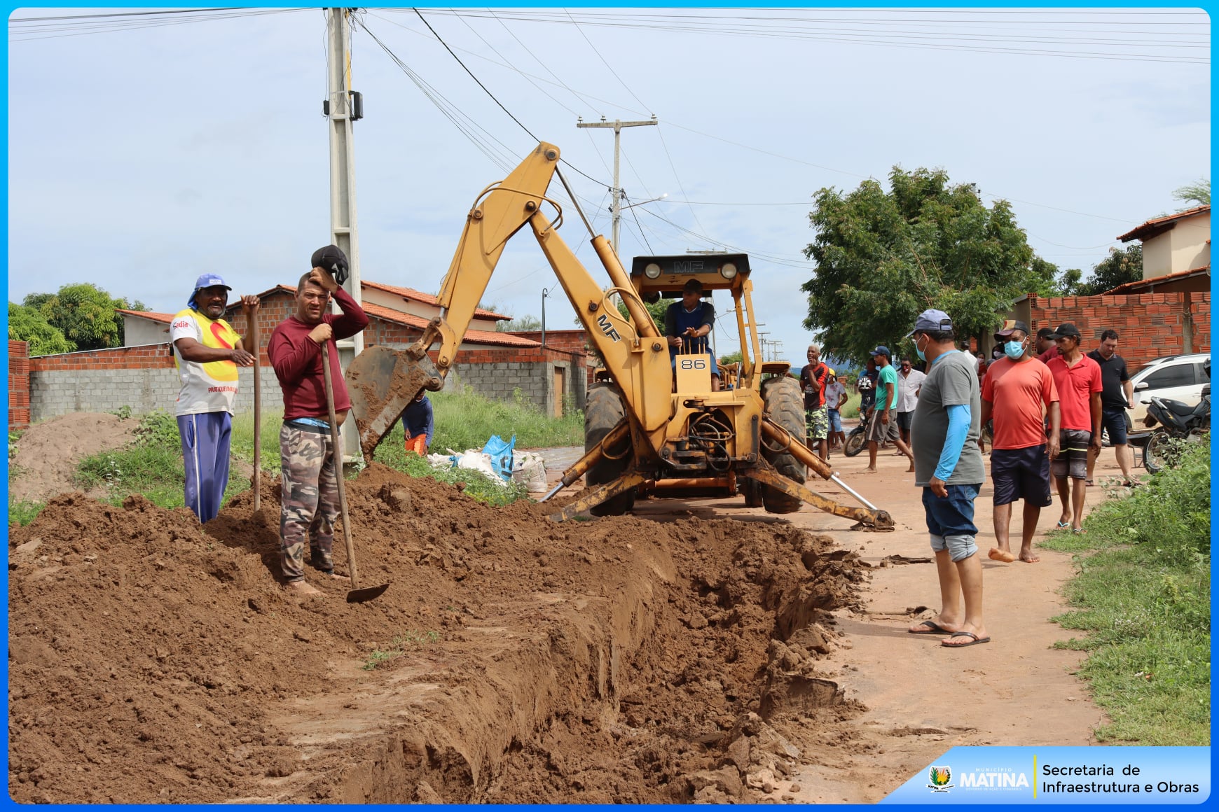 Prefeitura de Matina, por meio da Secretaria Municipal de Infraestrutura, trabalha para resolver os pontos de alagamentos na cidade.