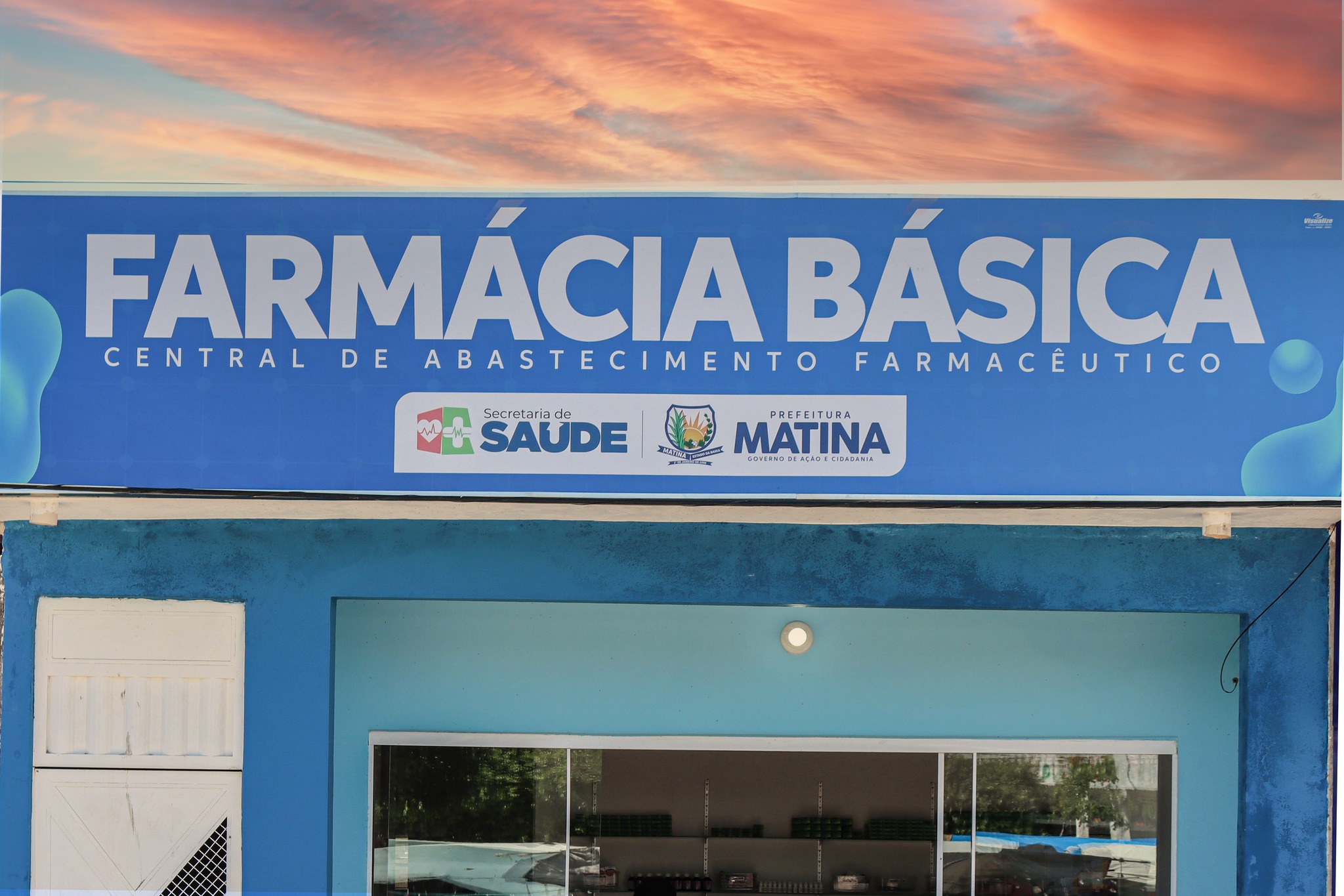 PREFEITA ENTREGA NOVAS INSTALAÇÕES DA FARMACIA BÁSICA MUNICIPAL